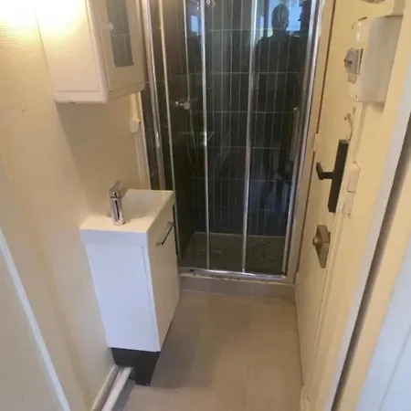 Charmante Place A Deux Pas De La Tour Eiffel * París